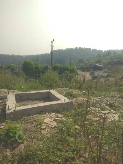 Concrete foundation for a solar tank stand